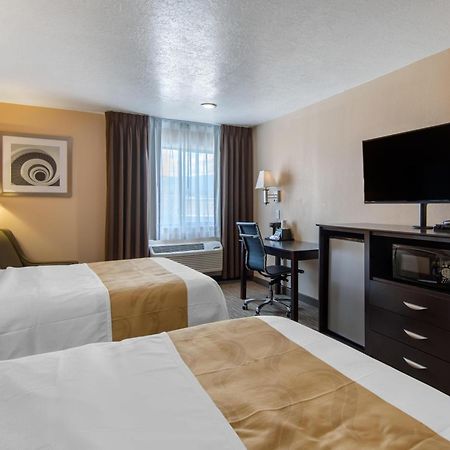 Quality Inn & Suites Albuquerque North Near Balloon Fiesta Park Εξωτερικό φωτογραφία