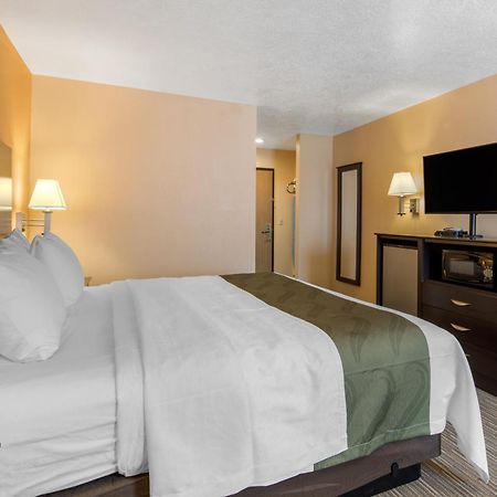 Quality Inn & Suites Albuquerque North Near Balloon Fiesta Park Εξωτερικό φωτογραφία