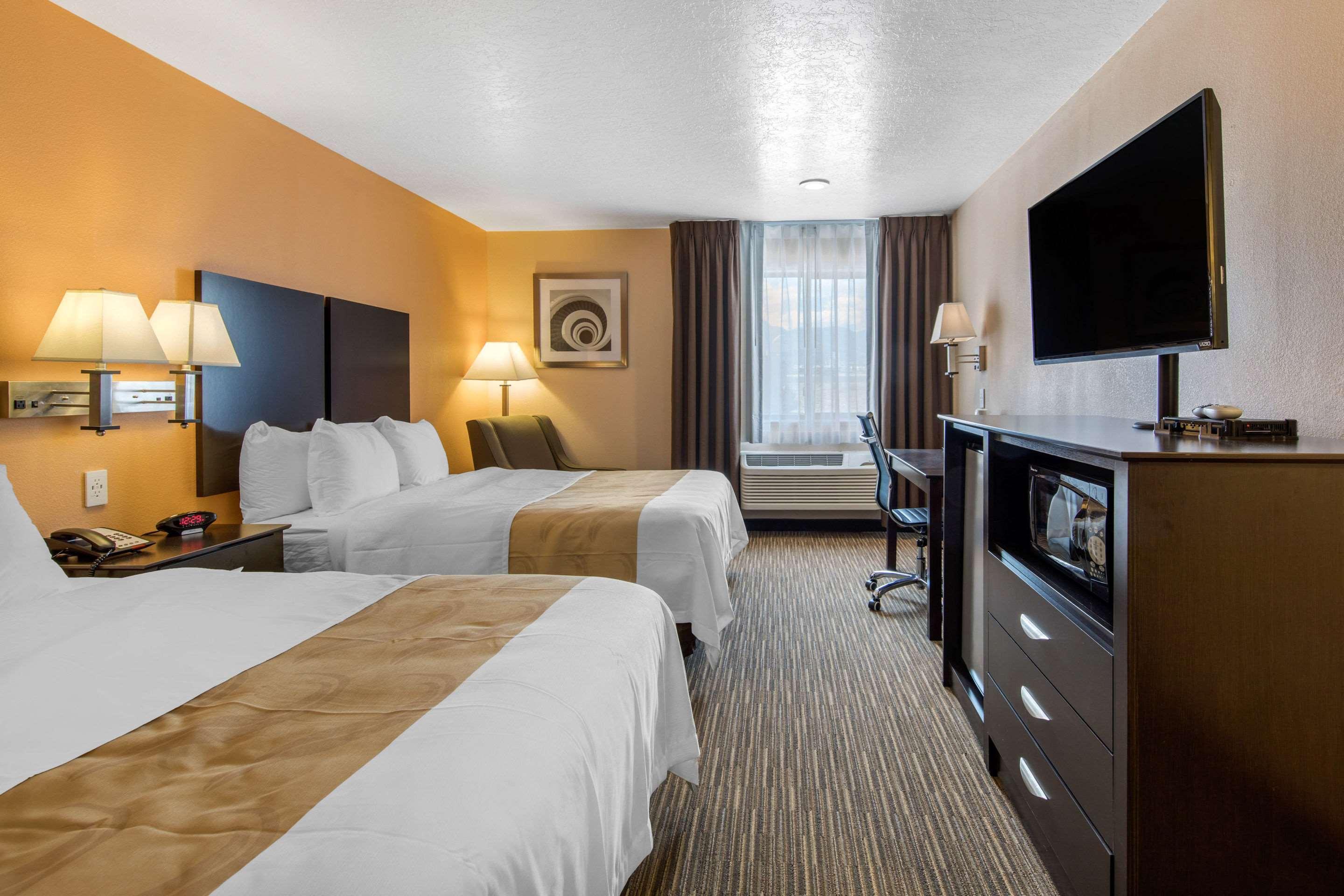 Quality Inn & Suites Albuquerque North Near Balloon Fiesta Park Εξωτερικό φωτογραφία