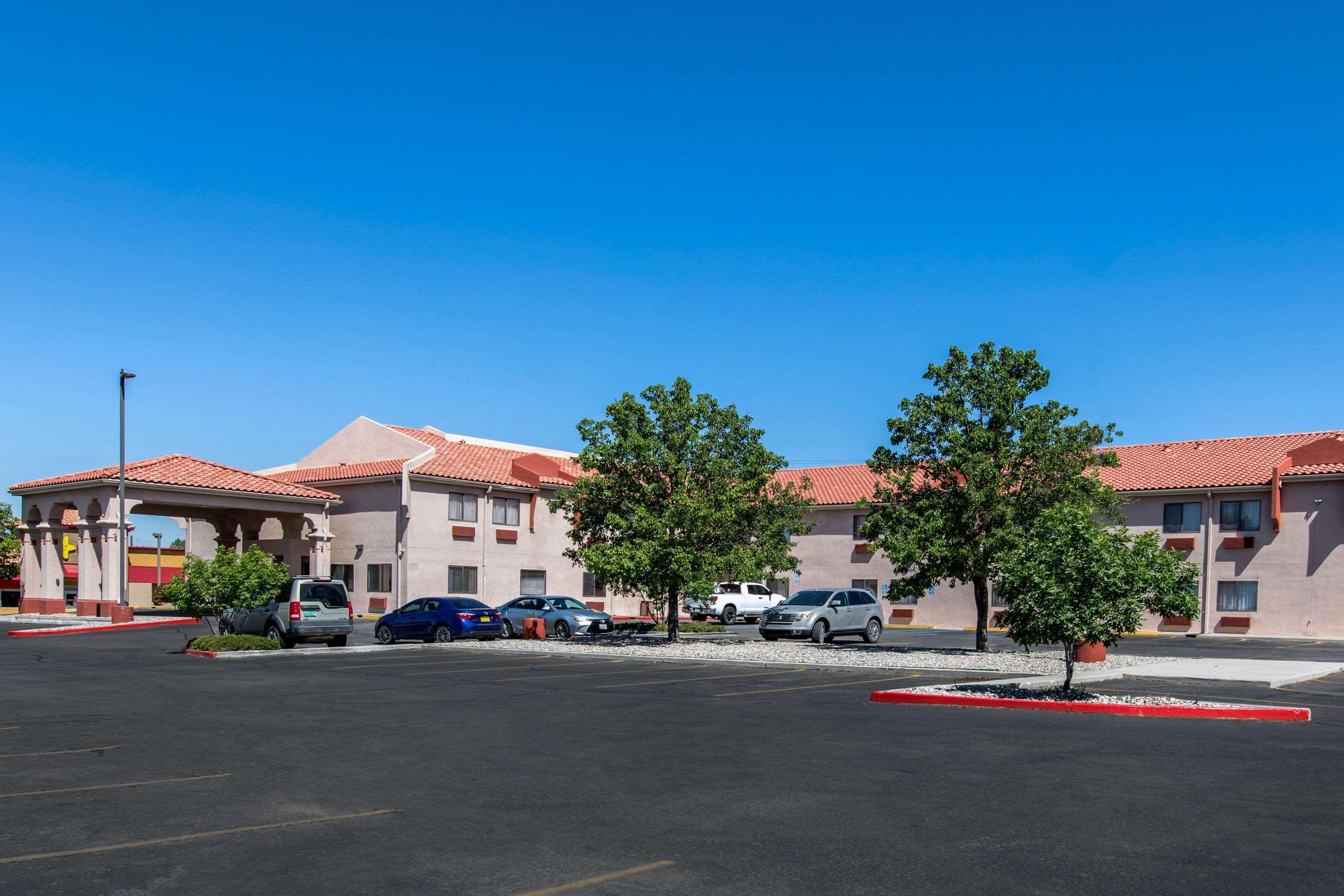 Quality Inn & Suites Albuquerque North Near Balloon Fiesta Park Εξωτερικό φωτογραφία